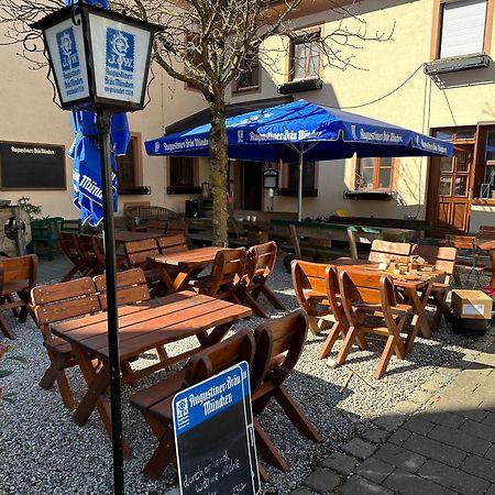 Gasthof Zur Post Wolnzach Exterior photo
