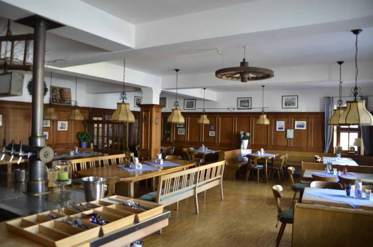 Gasthof Zur Post Wolnzach Exterior photo