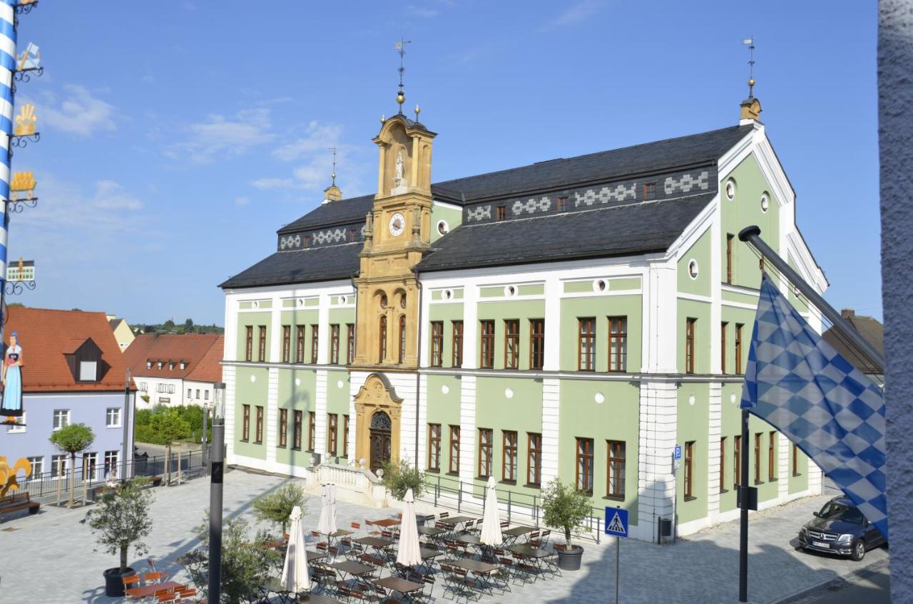 Gasthof Zur Post Wolnzach Exterior photo
